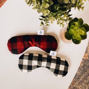 Last one! Hot/cold eye pack. Eye pillow. NWT